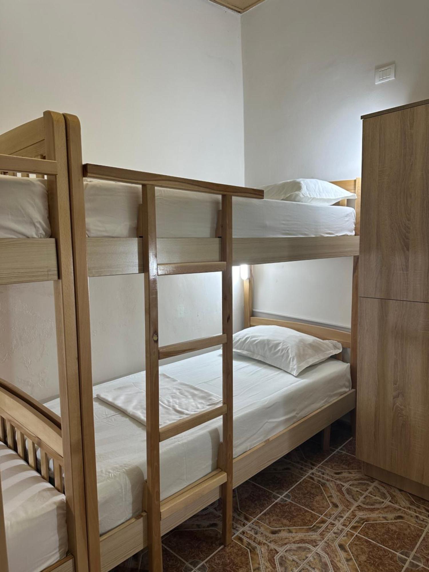 Tirana Lemon Breeze Hostel Exterior photo
